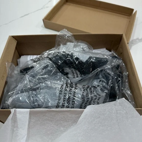 Brand new, never worn. Madden Zestful Black Gems - Picture 3 of 6